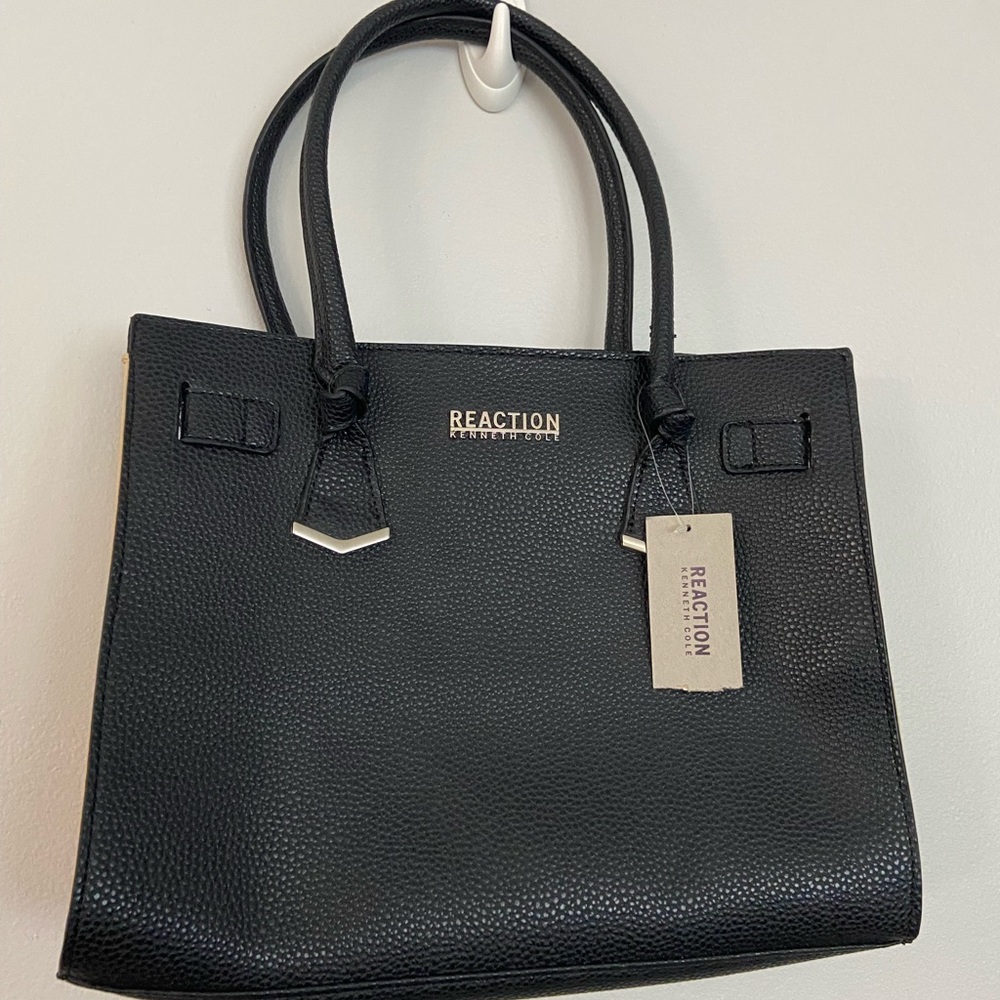 Black/tan purse